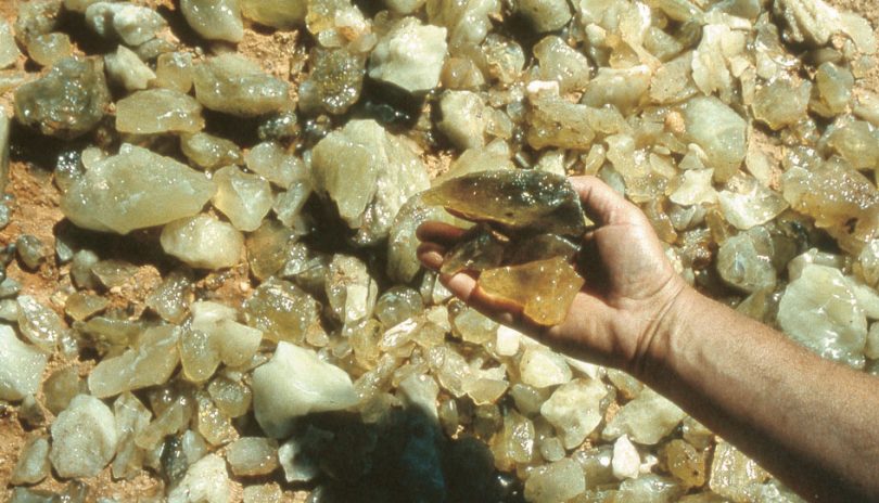 Silica Glass. Quel favoloso vetro del deserto