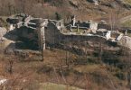 Serravalle: un castello tra cultura alpina e lombarda
