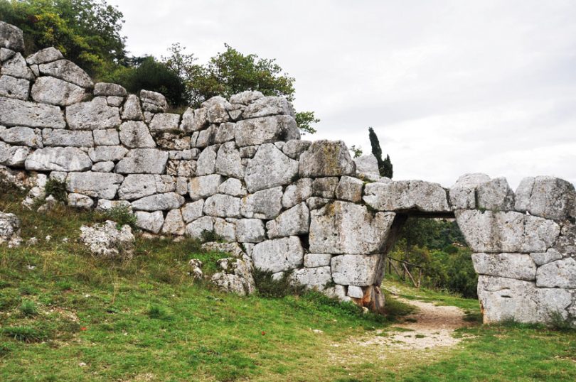 mura ciclopiche