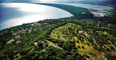 Il colle di Cosa/Ansedonia, con il capitolium sull’Arce e la vasta area archeologica