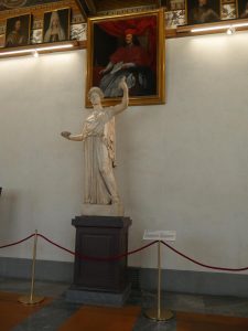 Uffizi: nuova luce sulle statue antiche