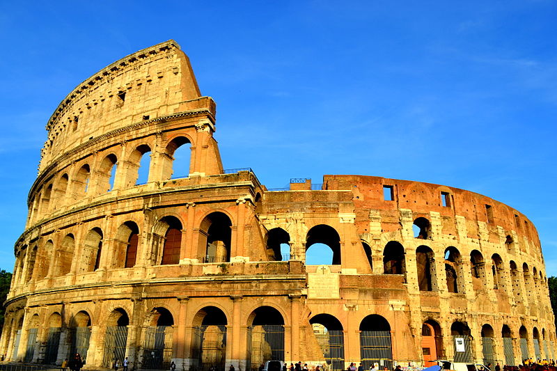 800px-Colosseo